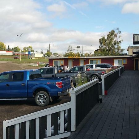 Alahart Motel Dawson Creek Bagian luar foto