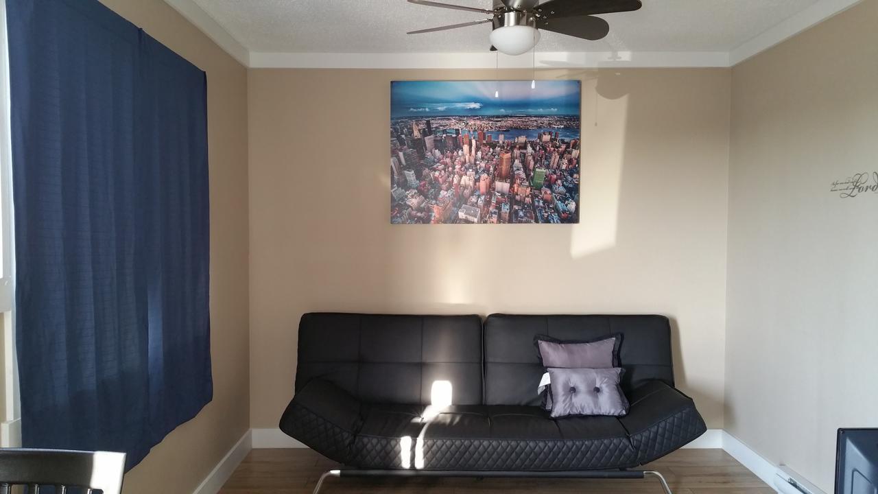Alahart Motel Dawson Creek Bagian luar foto