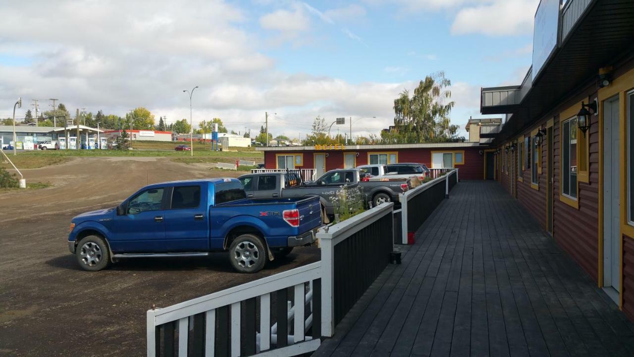 Alahart Motel Dawson Creek Bagian luar foto